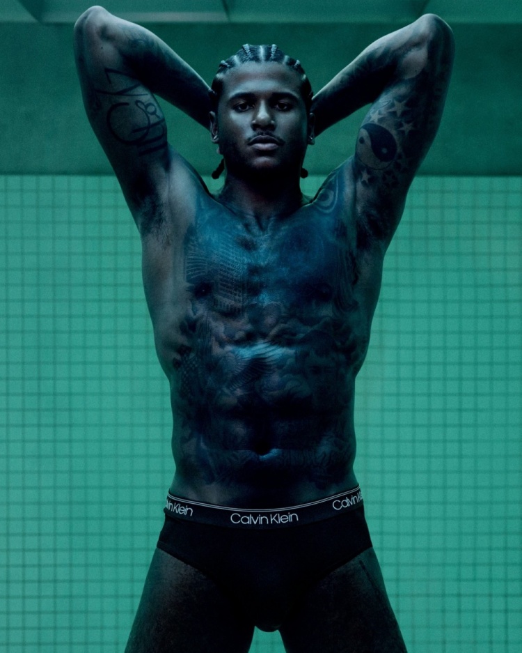 九游互动-大秀身材！杰伦-格林为内衣品牌拍摄写真 能给看的就这么多了