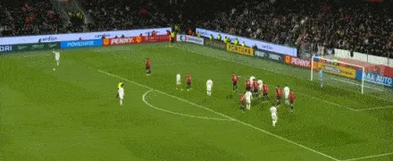 丹麦前场任意球开出，安诺生破门扳平比分，捷克1-1丹麦