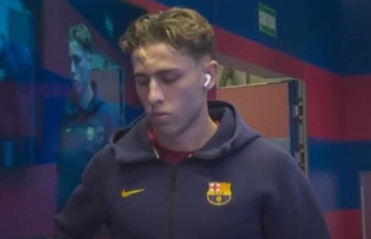 九游9GAME-费尔明头部受伤近照：额头贴着敷料，能明显看到肿块